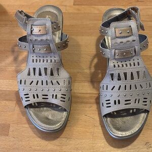 Naot Vogue Gray Women's Sandals size 38